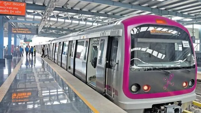 Namma Metro Fare Hike Sparks Outrage: Commuters Protest 50% Increase!